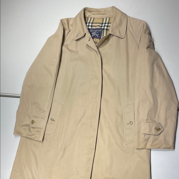 Burberry size 12L Classic Beige Mid-length Camden Heritage Car Coat - Picture 6 of 14